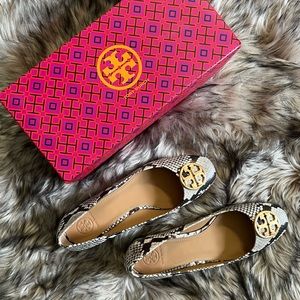 Brand new in box leather Tory Burch shoes!